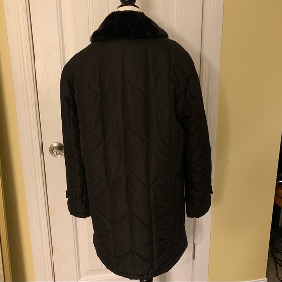 London Fog (Winter jacket) with fur collar - Picture 5 of 8